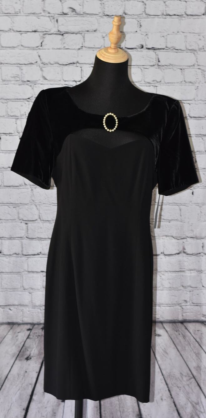 ESCADA Black Velvet Empire Cocktail Evening Sheath Dress Rhinestone Detail 40/10